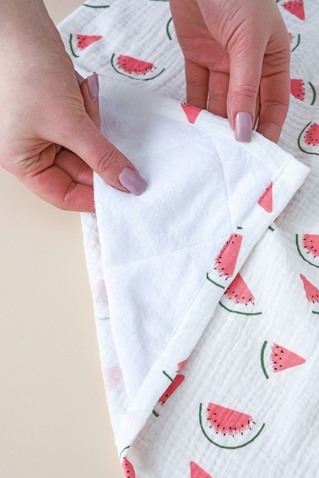 Муслиновая накидка для кормления с сумочкой чехлом, Арбуз - фото 2