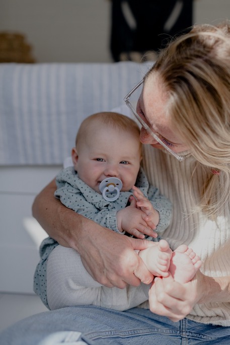 Пустушка BIBS Colour, Anatomical, Baby Blue - фото 1