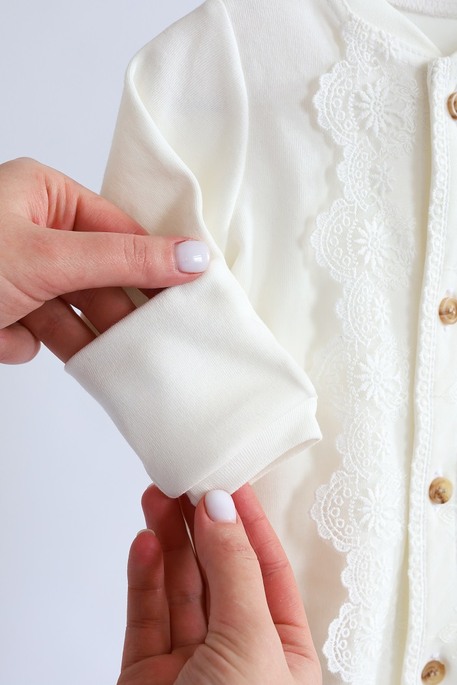 Чоловічок з шапочкою з мереживом Lace, Молочний - фото 3