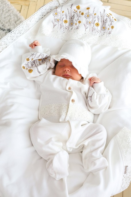 Человечек с шапочкой Wild flowers, Молочный