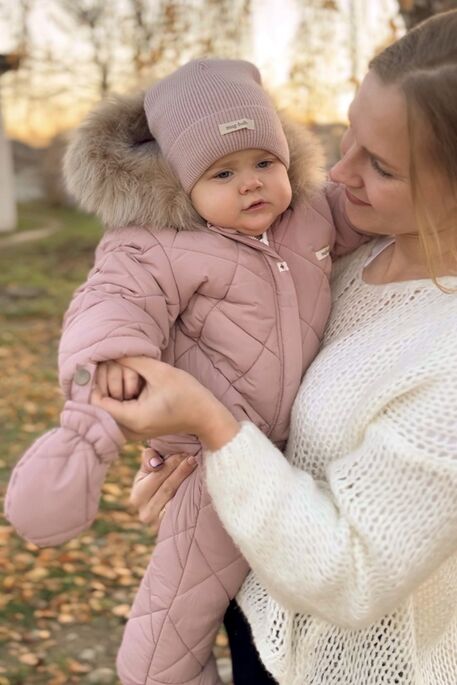Look зимовий Pooh, Пильна троянда