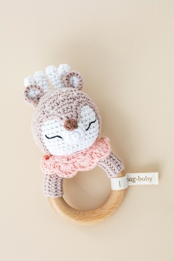 В'язаний прорізувач з дерев'яним кільцем, Bemby