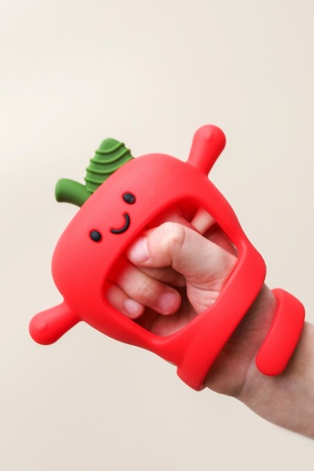 Силиконовый прорезыватель-рукавичка Apple, Красный - фото 1