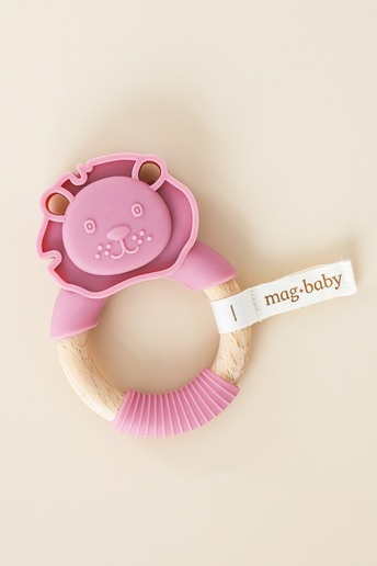 Прорізувач з дерев'яним кільцем Lion, Малиновий