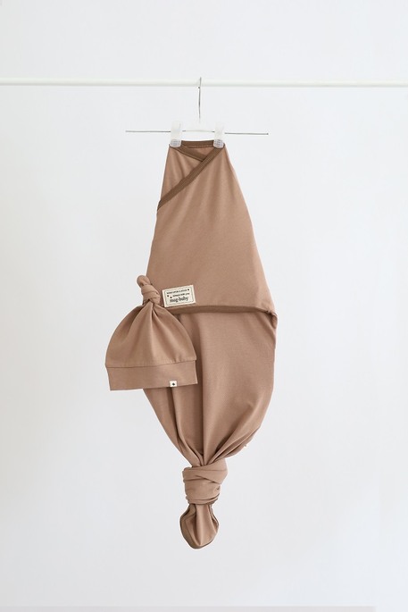 Безразмерная пеленка на липучках с шапочкой Каспер, Коричневая