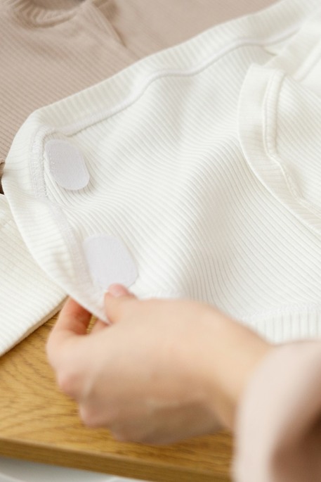 Євро пелюшка на липучках з шапочкою Strip, Молочна - фото 3