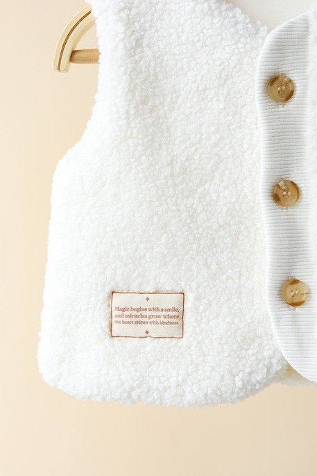 Меховая жилетка Tino, Молочная - фото 4