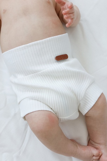 Трусики-шорти на підгузник Strip, Молочні