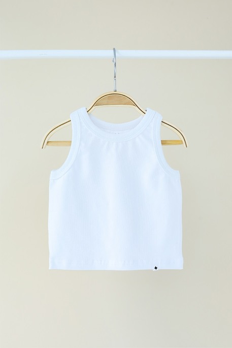 Майка Averi, Біла