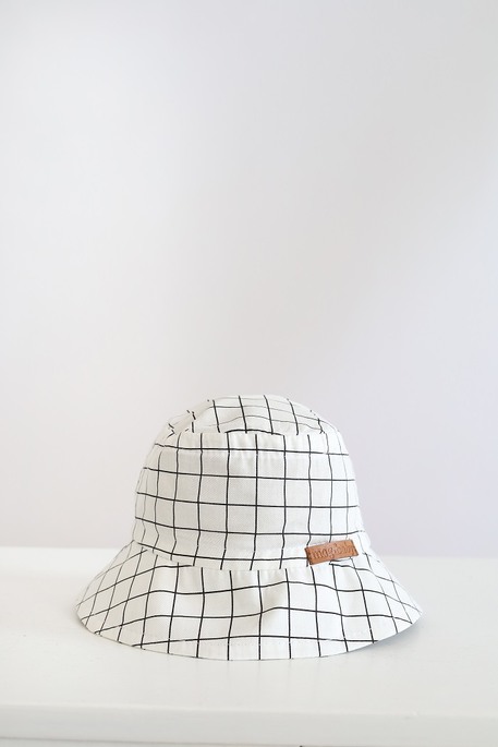 Панама Classik, Клетка