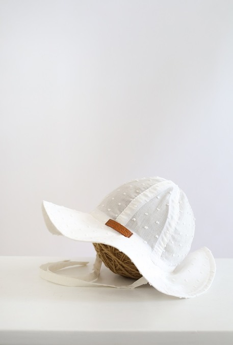 Панама Sara, Белая