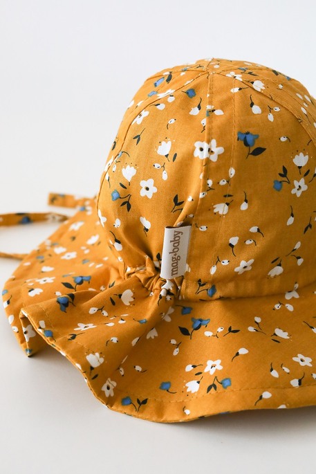 Панама Шарліз, Ромашка на жовтому - фото 3