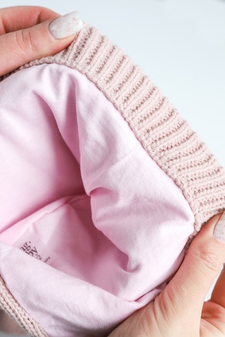 В'язана шапка Piptic, Пильна троянда - фото 2