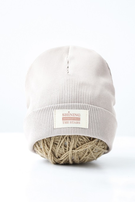 Шапка Shining, Слонова кістка